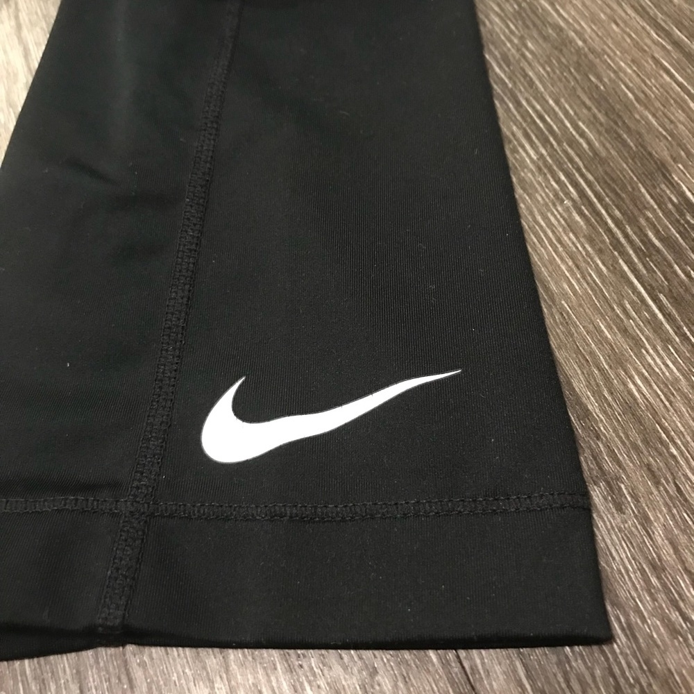 Nike Pro Leggings size Small